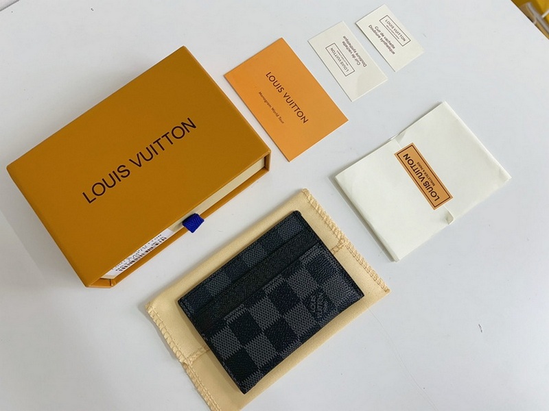 LV Wallets 300